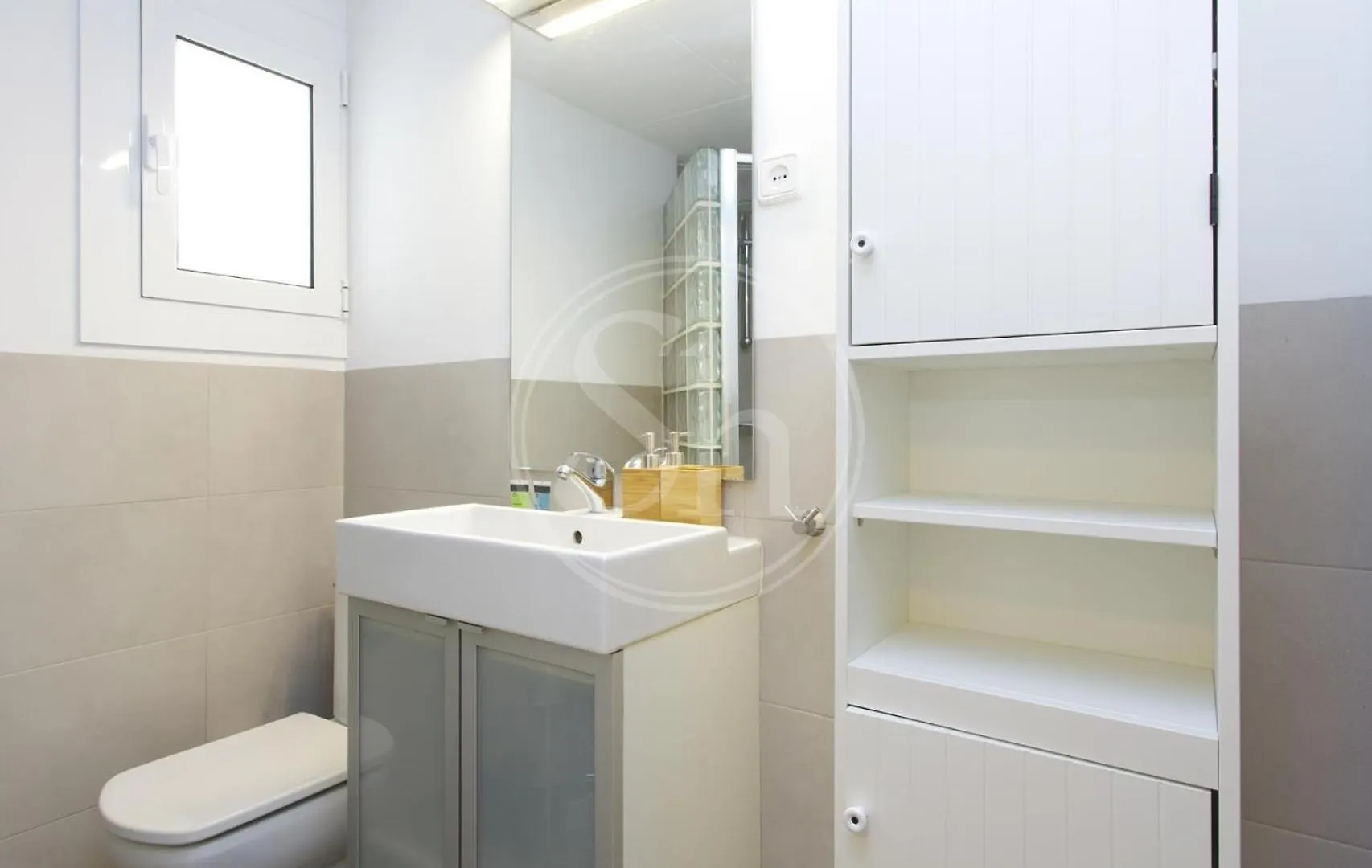 Apartment Gran Via Monumental 바르셀로나
